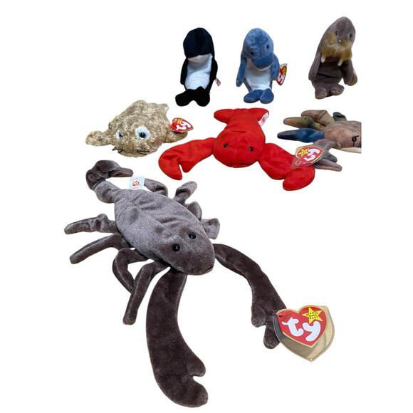 Lot Of 8 Ty Beanie Babies Ocean Themed Whale Dolphin Lobster Crab Sea Lion +more - Picture 2 of 5